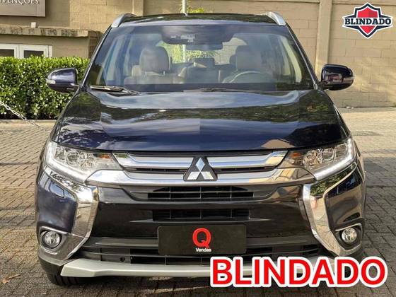 MITSUBISHI OUTLANDER 3.0 GT 4X4 V6 24V GASOLINA 4P AUTOMÁTICO MITSUBISHI OUTLANDER 3.0 GT 4X4 V6 24V GASOLINA 4P AUTOMÁTICO